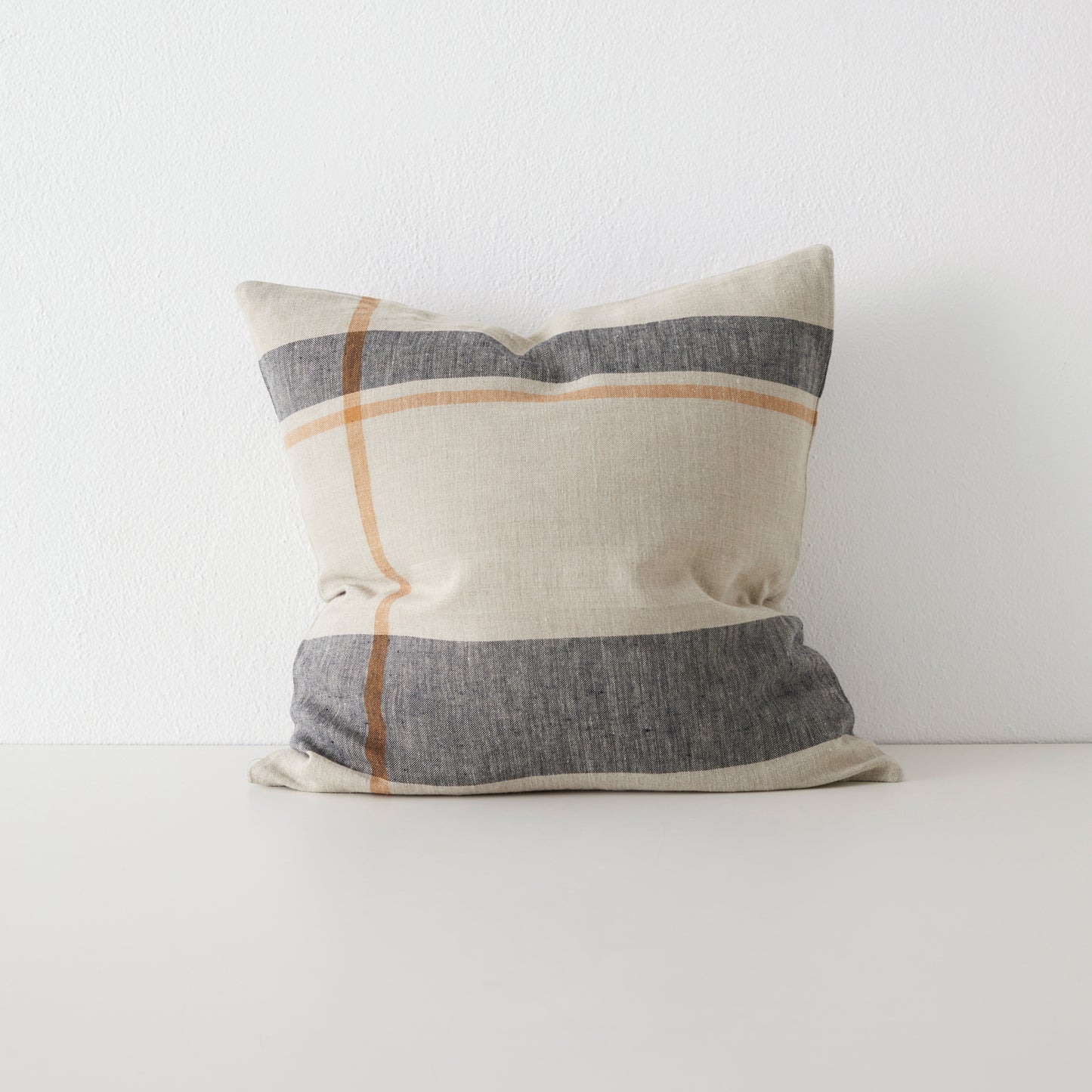 dante cushion - linen