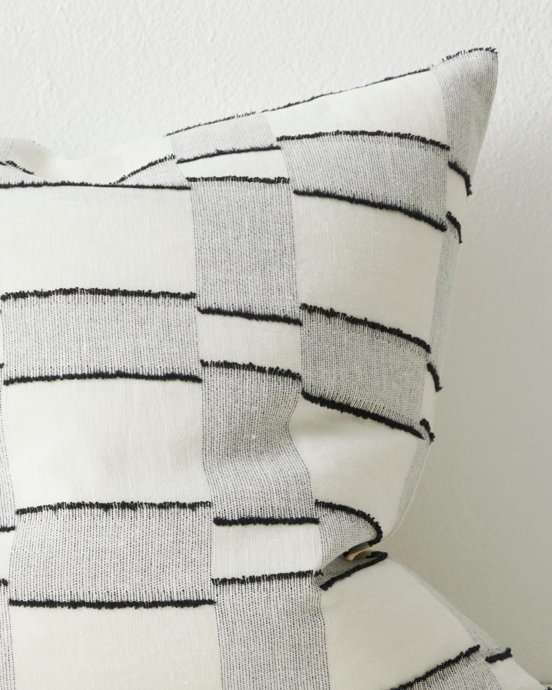 lorenzo cushion - shadow