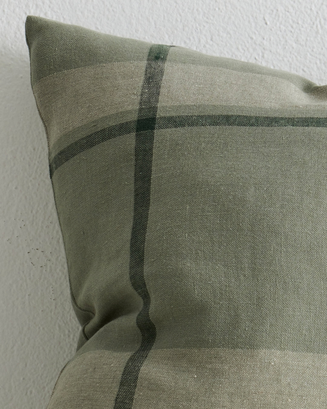 dante cushion - spruce